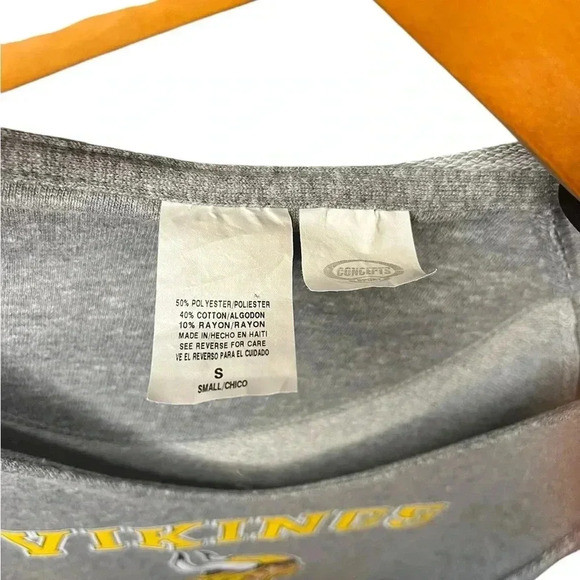 NFL Minnesota Vikings hooded sweatshirt - Picture 3 of 5